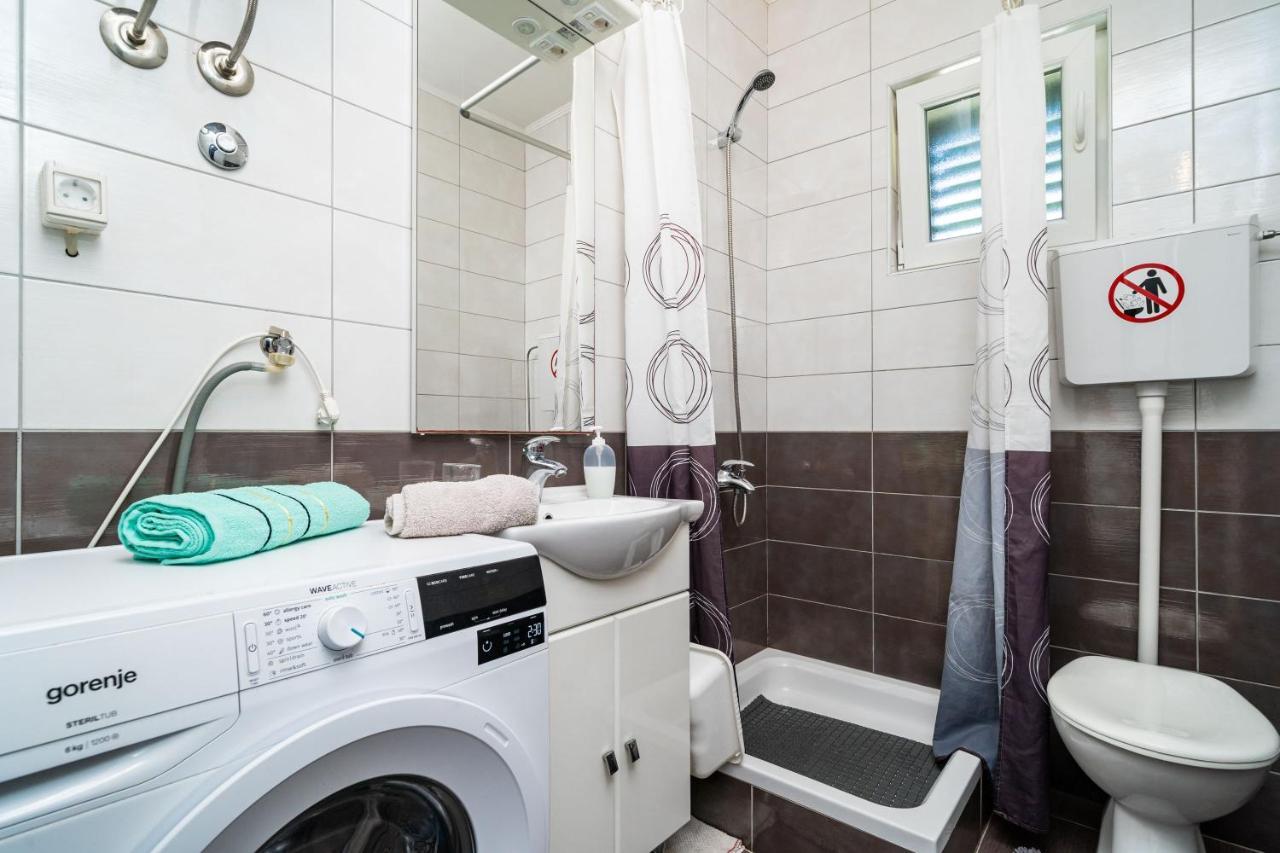 Apartments By The Sea Zuljana, Peljesac - 10233 ภายนอก รูปภาพ